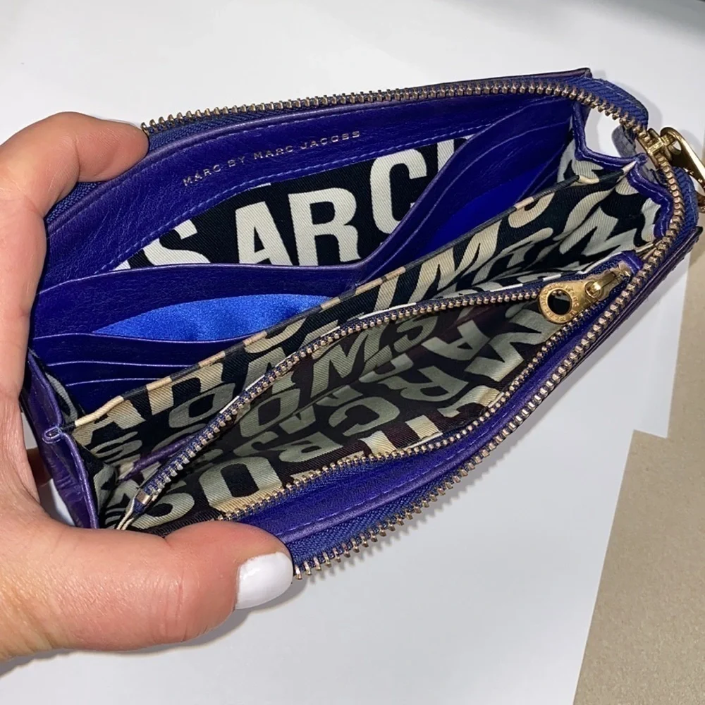 Marc Jacobs Totally Turnlock Purple Leather Wallet